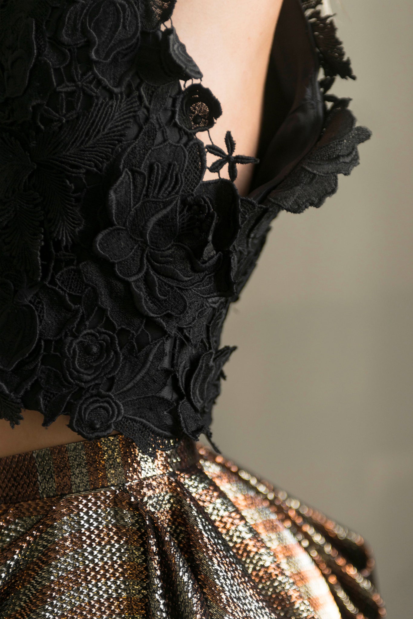 Black Guipure Lace Corset - LARAKHOURY